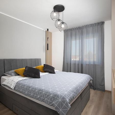Meraviglia Residence Пула Экстерьер фото
