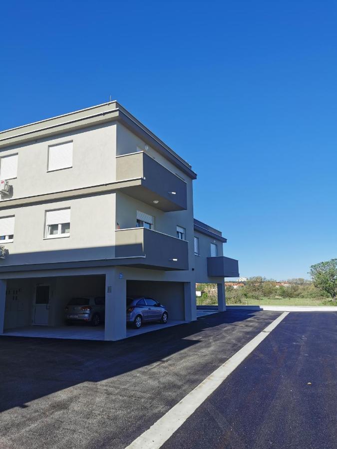 Meraviglia Residence Пула Экстерьер фото